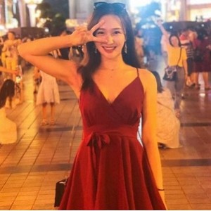 onlyfans系列甜美已婚少女（小奴隶橙子），喜欢玩多人运动 [326V-895M]